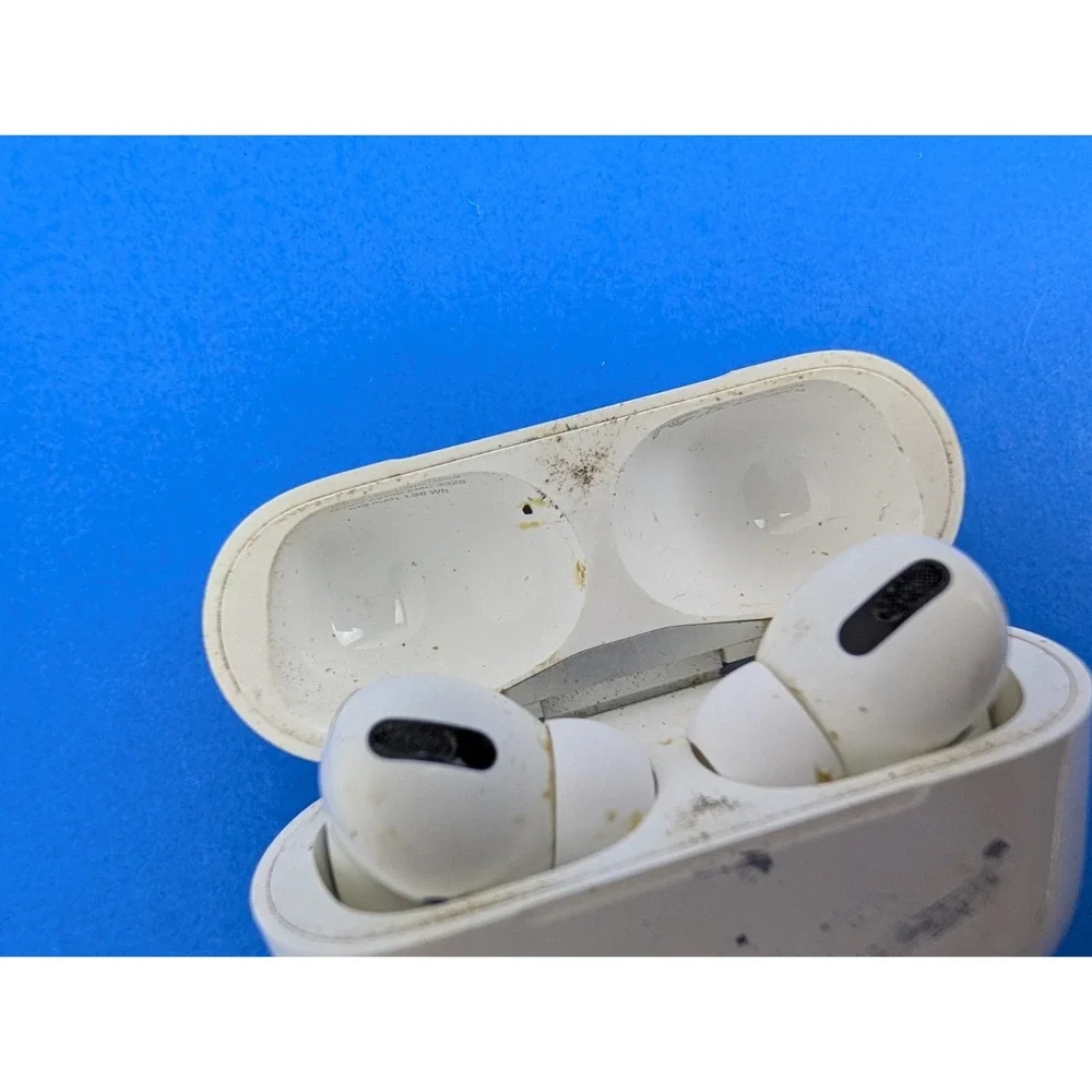 Airpods Pro 1st Gen with Case PARTS ONLY UNTESTED